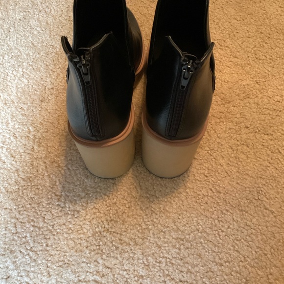 Dolce Vita Ankle Boots. Sz. 11 - Picture 3 of 4